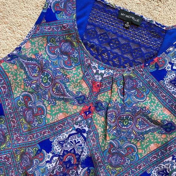 Adorable lined dress lace back insert NWOT - Picture 2 of 4